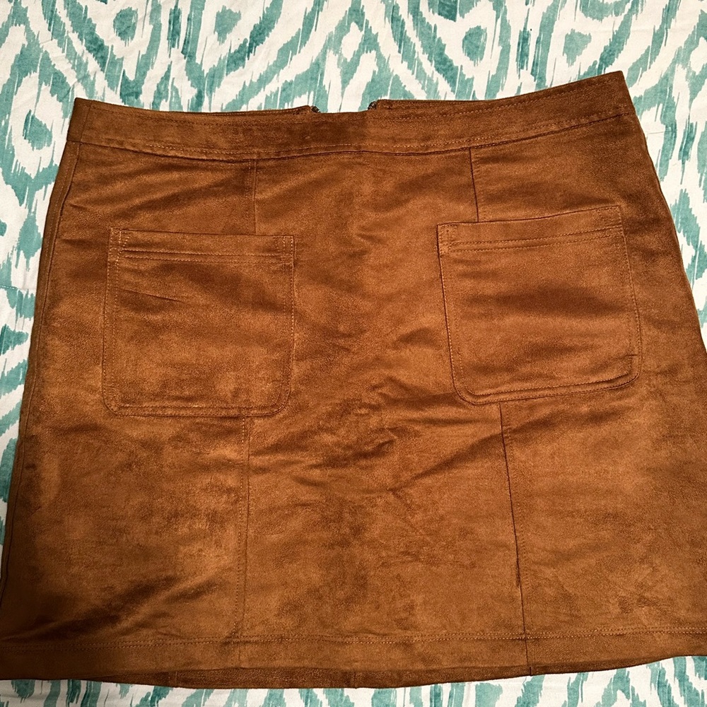 Women’s skirt